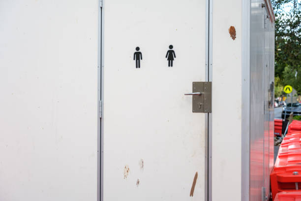 Best Sanitation services for porta potties  in Country Clu, MO