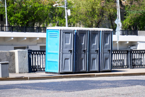 Best Local porta potty services  in Country Clu, MO