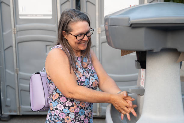Sanitation services for porta potties in Country Clu, MO